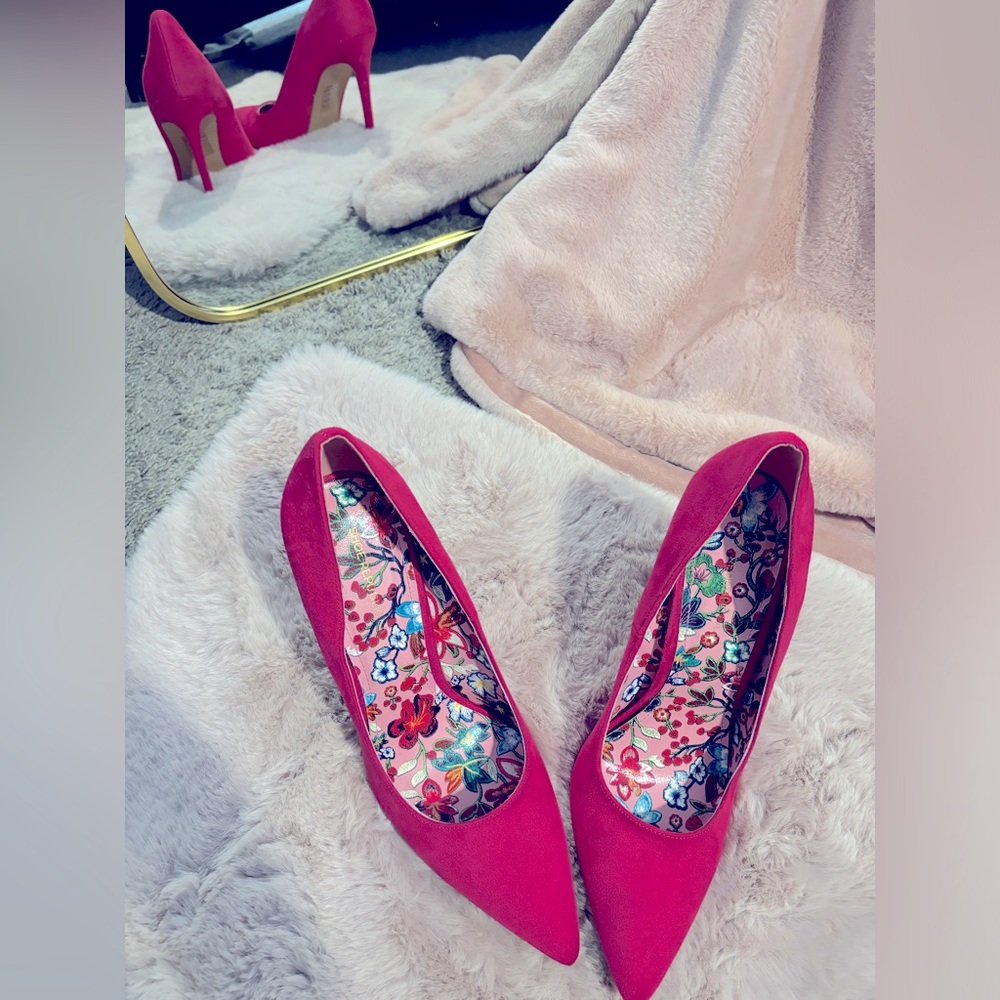 Pink heel, Size 10
